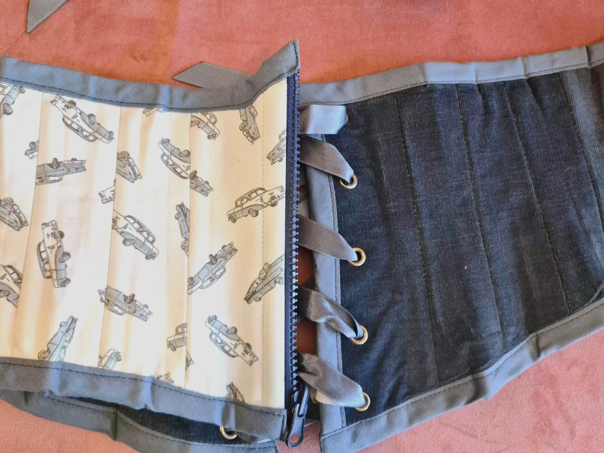 Voitures retro bleu – Image 2